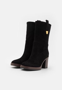 Coccinelle Platform csizmák - noir