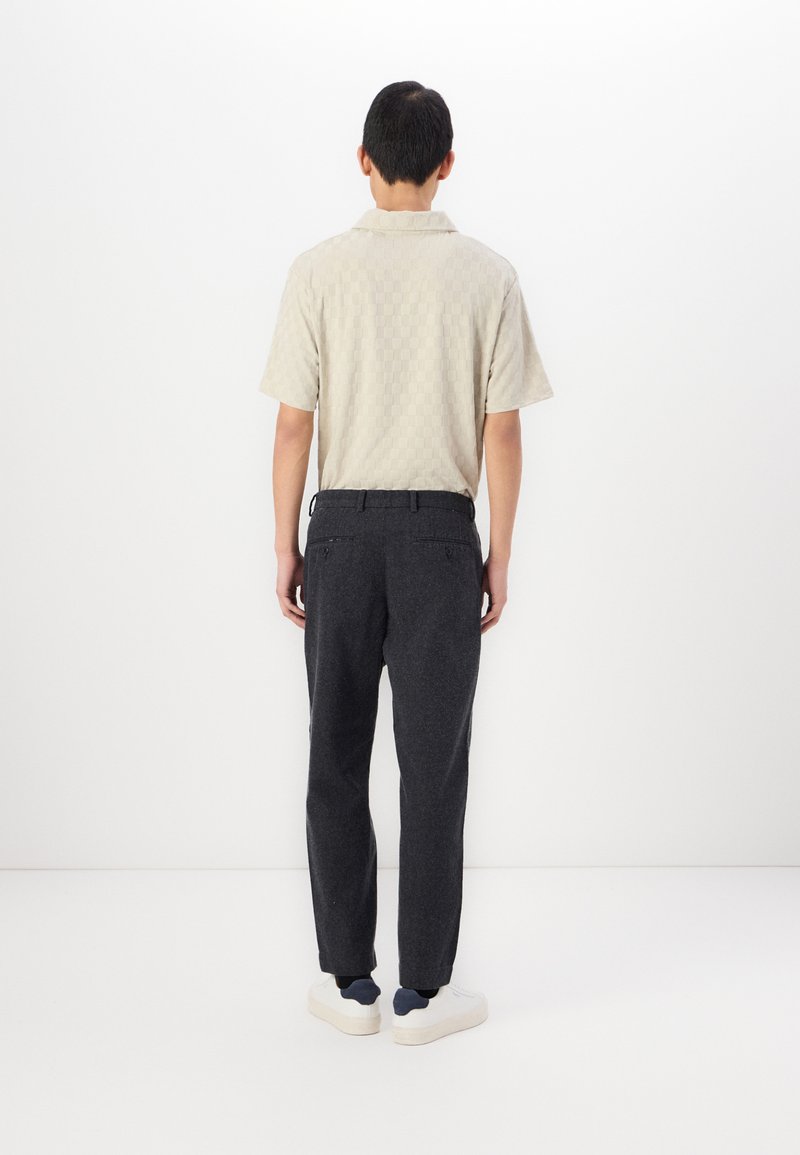 Jack & Jones JPSTKARL JJTAILORED TROY - Pantalones - Beige - Zalando.es
