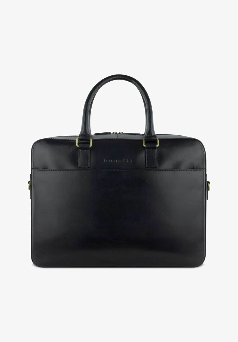 Pochette in pelle nera con due manici arrotondati, chiusura con zip, texture liscia, dettaglio con logo frontale e design minimalista.