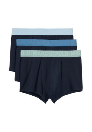 Trzy granatowe bokserki ułożone jedna na drugiej, każda z innym paskiem w pastelowym kolorze: jasnoniebieskim, średnim niebieskim i miętowozielonym, z logo "Marc O' Polo".