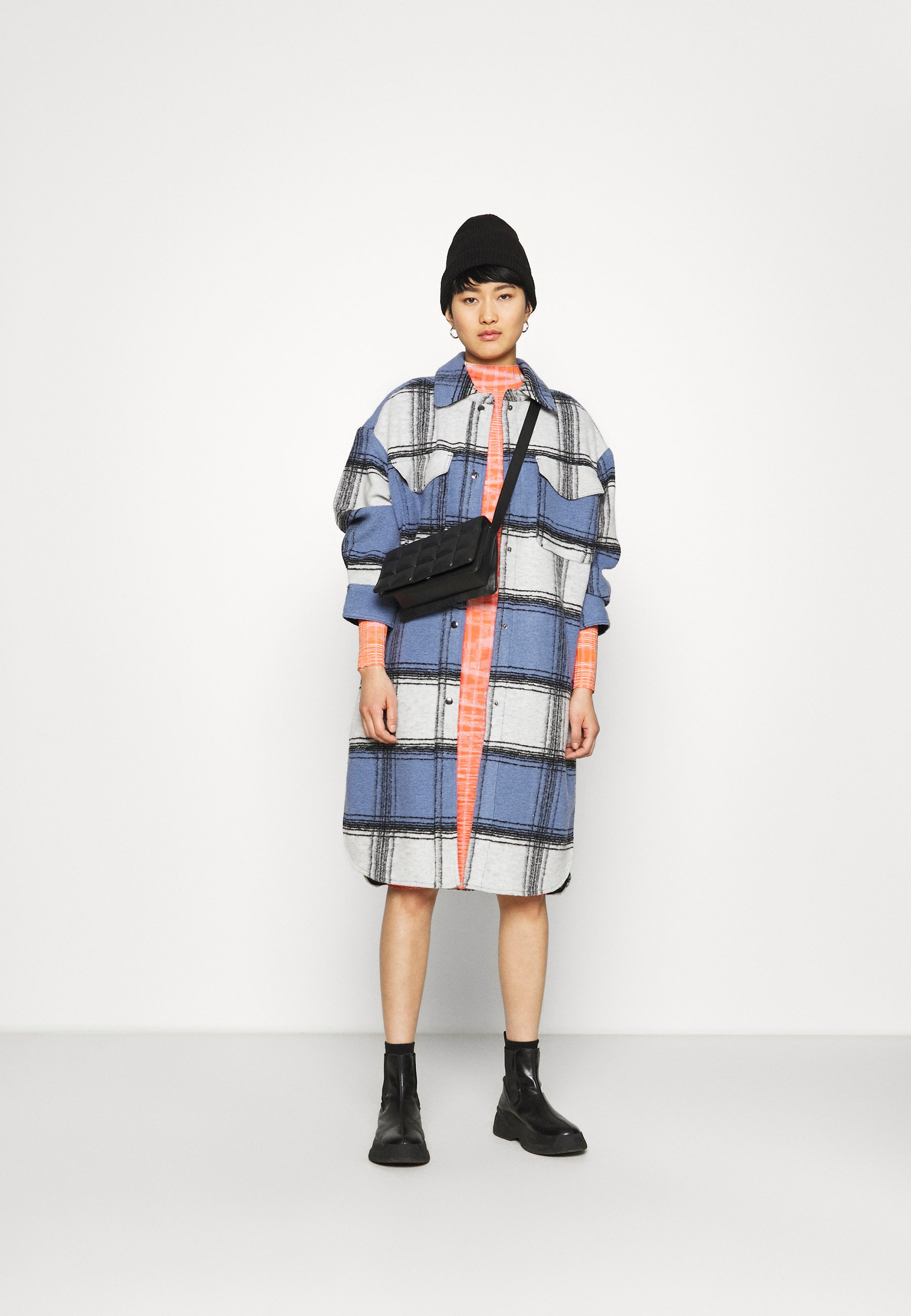 second female hettie jacket