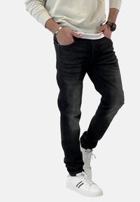 Elara Vaqueros slim fit - schwarz