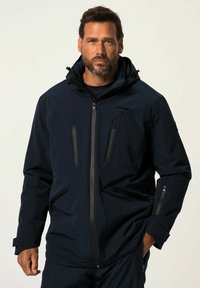 Marineblaue wasserdichte Jacke aus strukturiertem Stoff. Verfügt über mehrere Reißverschlusstaschen und eine abnehmbare Kapuze. Schlankes, modernes Design.