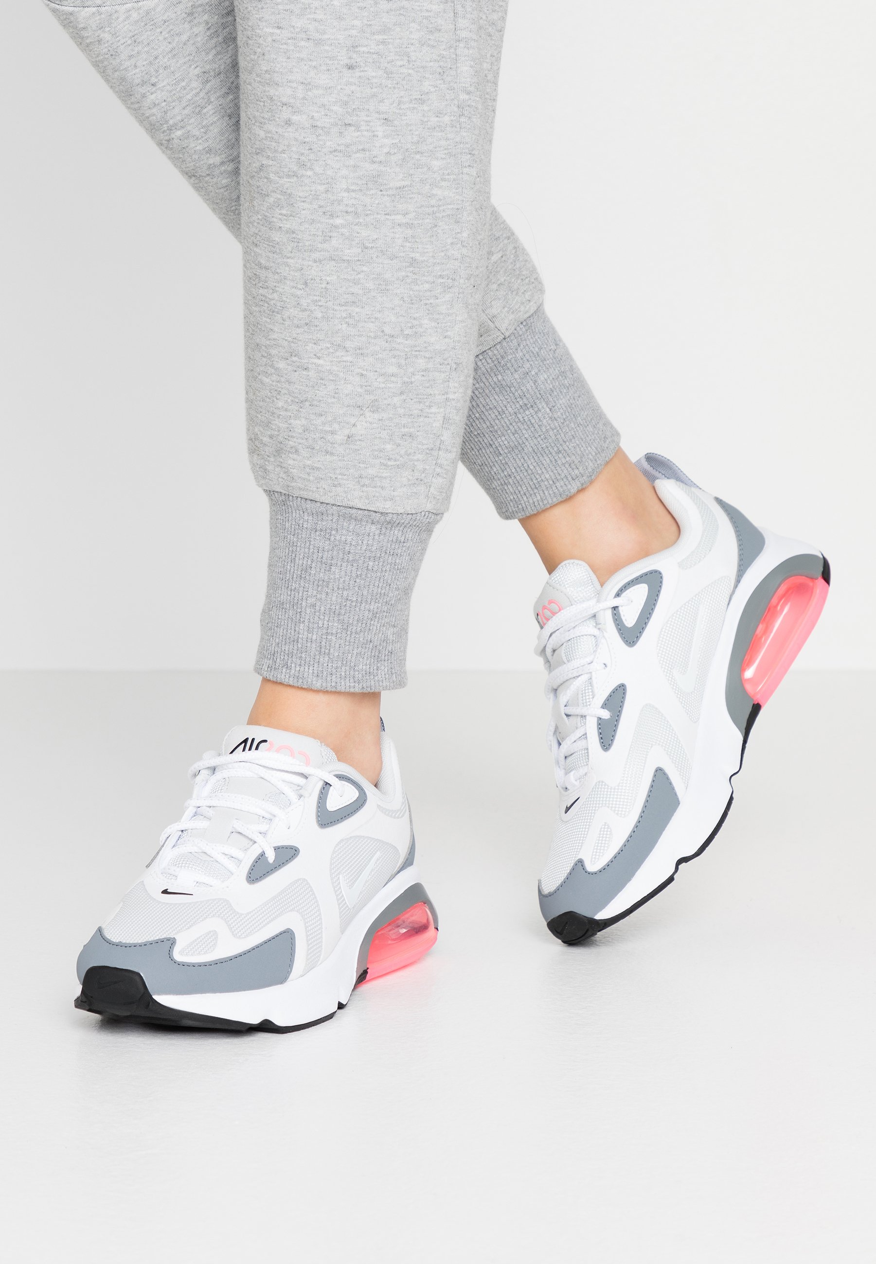 Nike Sportswear AIR MAX 200 Joggesko pure platinumwhite Nike Sportswear AIR MAX 200 Joggesko barely rosesummit