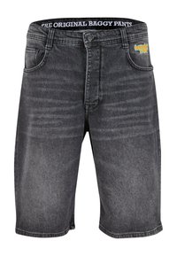 Pantalones cortos de mezclilla holgados en gris oscuro, con cierre de botón, cinco bolsillos y cintura con marca. La tela tiene una textura deslavada.
