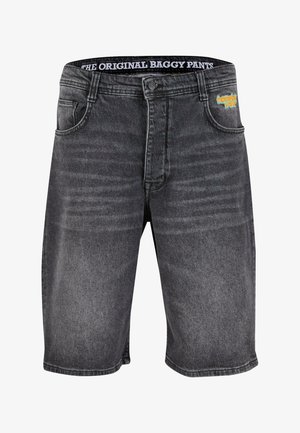 Kottis denim lühikesed püksid tumedas hallis, millel on nööbikinnitus, viis taskut ja bränditud vöökoht. Kangas on pleekinud tekstuuriga.