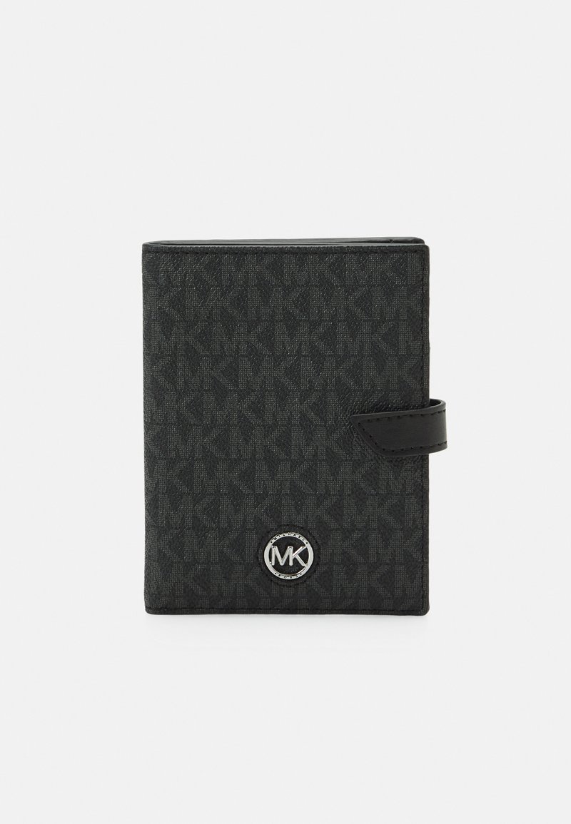 MICHAEL Michael Kors HERITAGE TAB PASSPORT WALLET Passport holder