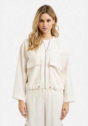 KURZE  MIT KLAPPENTASCHEN UND GUMMIZUGSAUM - Summer jacket - sand