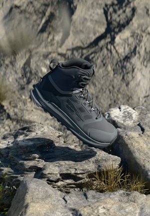 Altra LONE PEAK 9 - Walking boots - black/gray