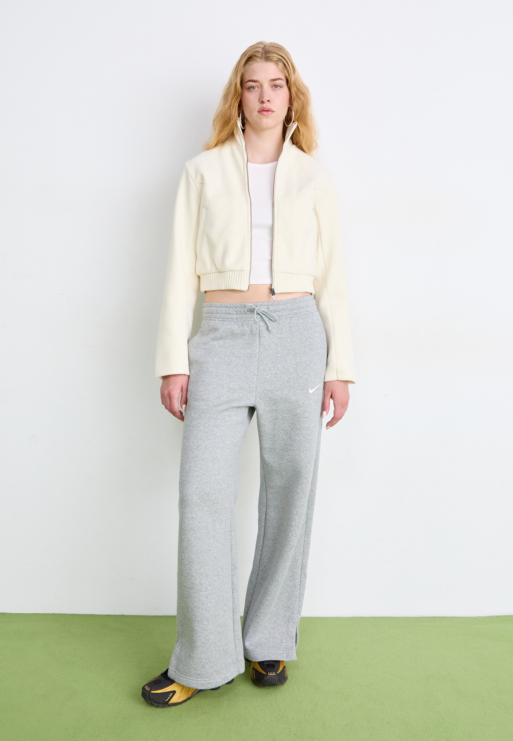 nike women's jacket and pants