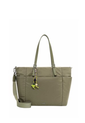 Borsa a tracolla verde oliva con doppie maniglie, tracolla regolabile, tasca frontale e ciondolo decorativo con nappina di perline.