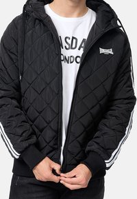 Lonsdale Zimní bunda - black