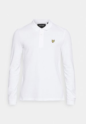 Weißes Poloshirt mit langen Ärmeln und Kragen, mit einem gelben gestickten Vogel-Logo auf der linken Brust und einer Knopfleiste mit drei Knöpfen.
