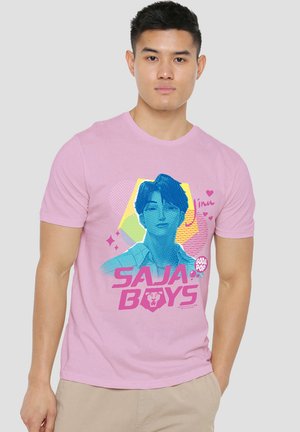 NETFLIX, KPOP DEMON HUNTERS SAJA BOYS SODA POP JINU - Print T-shirt - pink