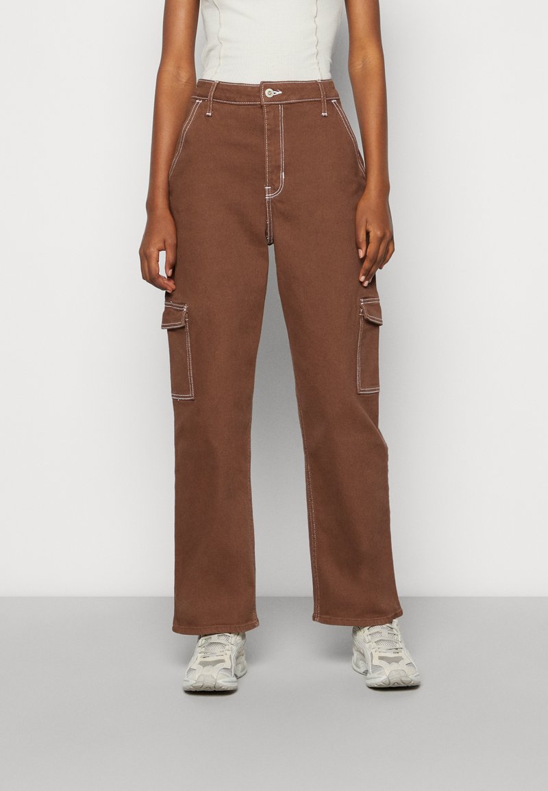 Hollister Co. CARGO DAD ULTRA HIGH RISE Relaxed fit jeans brown