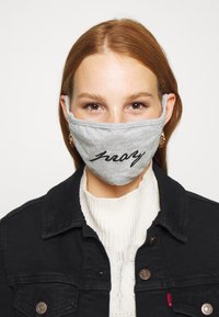 Urban Classics PRAY WORDING FACE MASK UNISEX - Community mask - grey