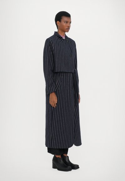 Henrik Vibskov EVENING COAT - Classic coat - dark blue