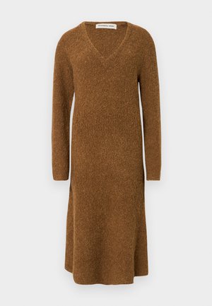 BRIELLE DRESS - Gebreide jurk - hazelnut
