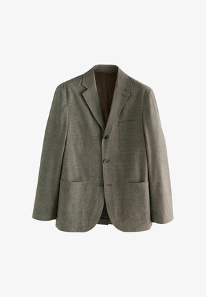 Blazer a quadri marrone su misura con una tasca singola, due tasche frontali e rever a punte, esposto su uno sfondo bianco.