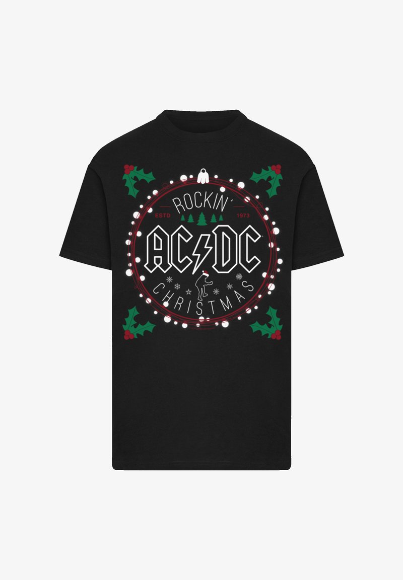 Zwart katoenen T-shirt met een cirkelvormige grafische afbeelding met de tekst "AC/DC", kerstverlichting, hulstbladeren en een beer met een kerstmanmuts.