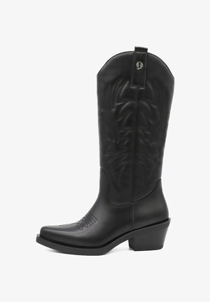 Stivale da cowboy in pelle nera fino al polpaccio, con ricami decorativi e tacco impilato.