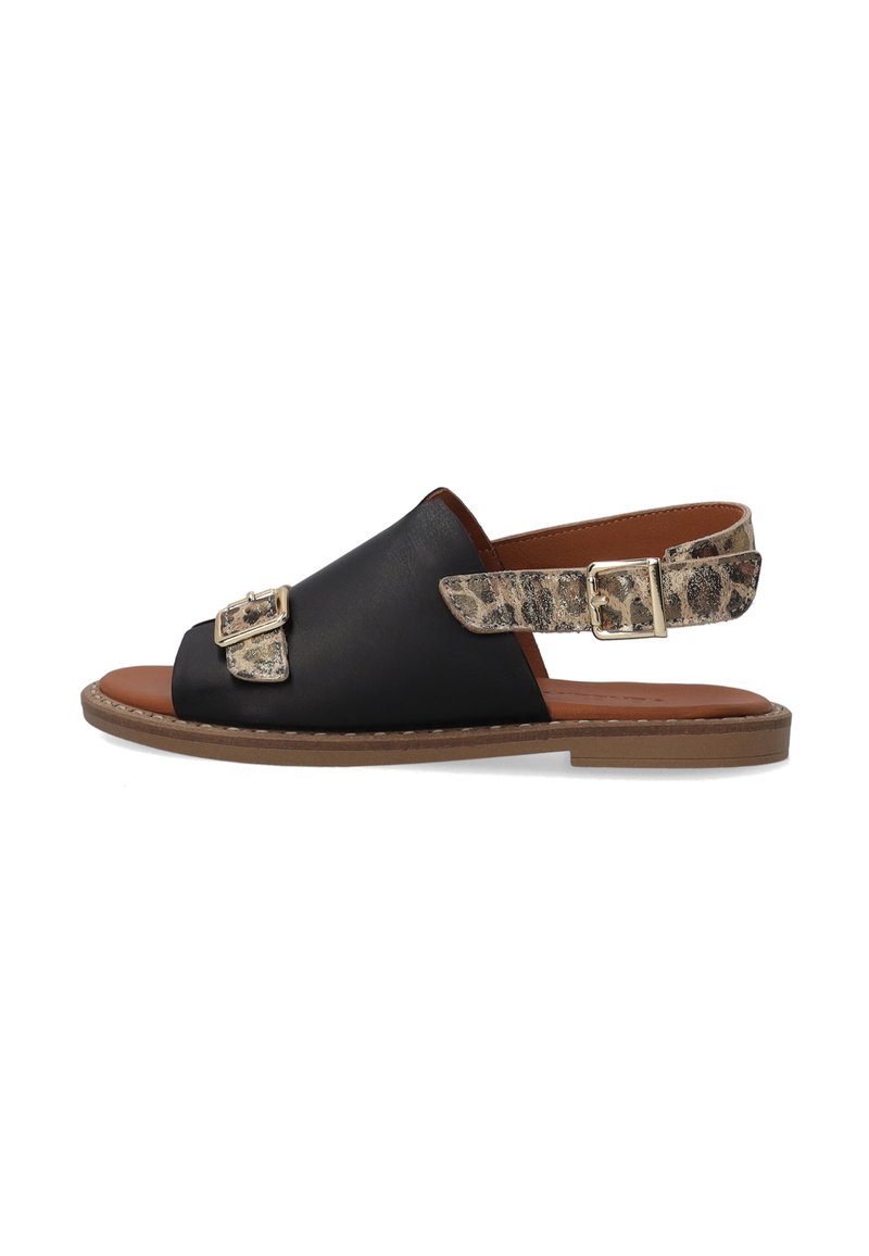 Schwarze Leder-Sandale mit offener Zehe und seitlichem Schnallenverschluss. Verfügt über eine braune Innensohle und einen strukturierten Leopardenmuster-Riemen. Flache Sohle.