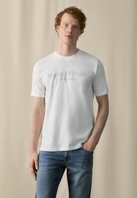 Marc O'Polo - SHORT SLEEVE - Print T-shirt - white Thumbnail Image 1