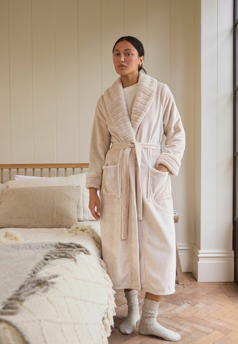 Next SUPERSOFT - REGULAR FIT - Župan - neutral