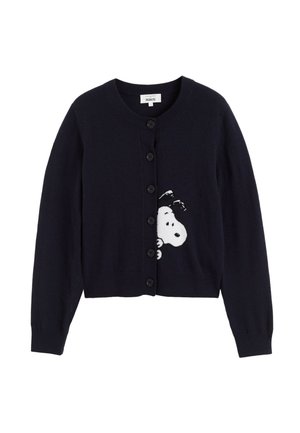 Donkerblauwe gebreide cardigan met lange mouwen, ronde hals, zes zwarte knopen en een wit Snoopy-graphic motief op de voorkant.