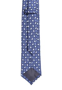 Cravatta in seta blu con un motivo geometrico che presenta elementi azzurri e bianchi. Tessuto testurizzato con punta appuntita e retro a strisce.