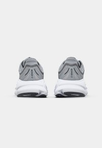 Thumbnail Image 6