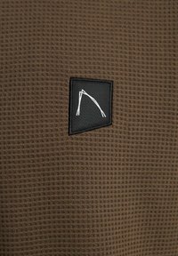 SANTI - Majica s kapuljačom - brown