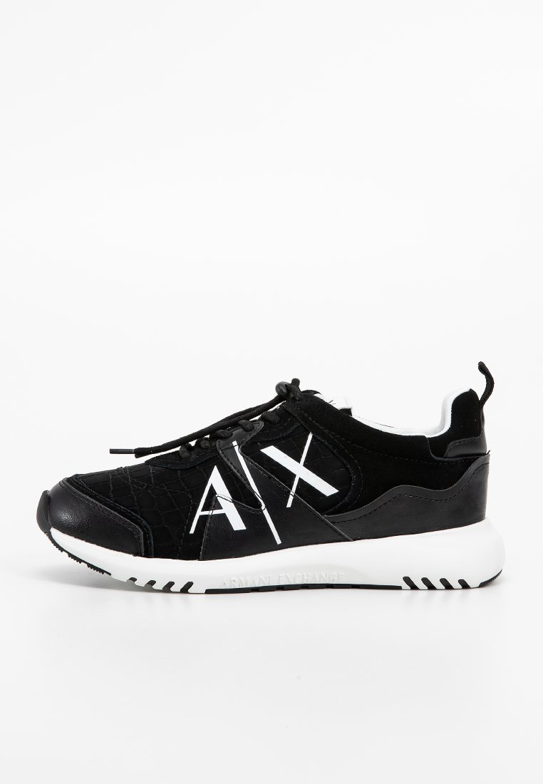 Armani Exchange Sneakers laag zwart Armani Exchange Sneakers laag zwart