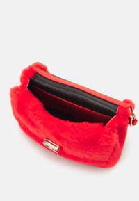 Furla SOFT MINI CROSSBODY - Handväska - spritz