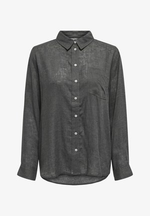 Ciemnoszara długa koszula z długim rękawem, wykonana z teksturowanej tkaniny, z guzikami z przodu, kołnierzykiem oraz jedną kieszenią na piersi.