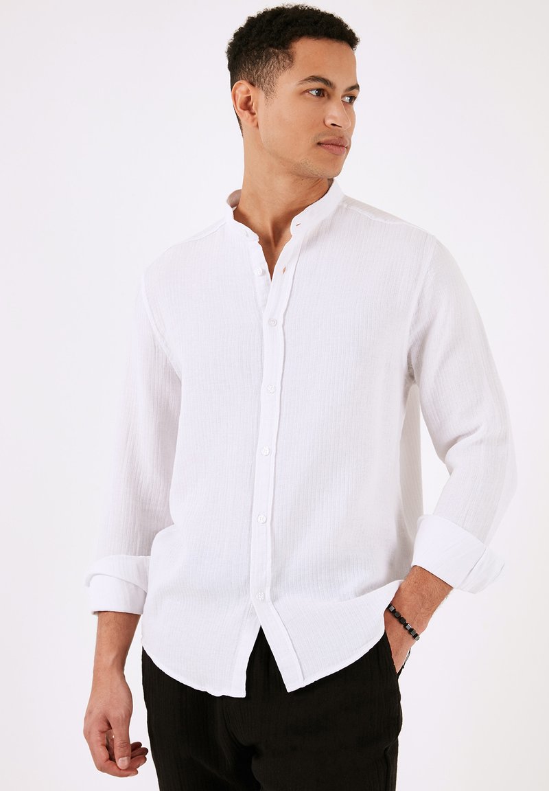 Buratti REGULAR FIT - Ing - white