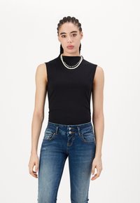 GAP MOD FUNNEL - Felső - black