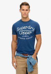 Superdry & Co SCRIPT niebieski