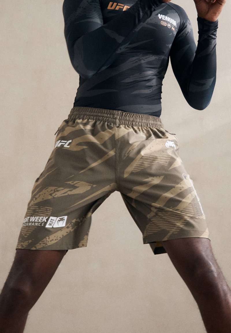 Venum UFC FIGHT WEEK TRAINING SHORTS - Spordišortsid - desert