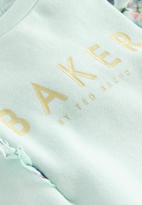Baker by Ted Baker FRILL SET - REGULAR FIT - Trainingsbroek - mint green