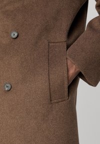 Isaac Dewhirst OVERSIZED COAT - Klasisks mētelis - brown