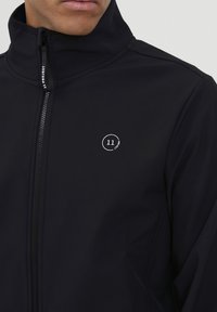 11 Project Windbreakers - black
