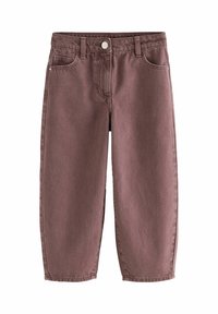 Braune Denim-Hosen mit geradem Bein, fünf Taschen und einem vorderen Knopfverschluss. Sichtbare Nähte und eine glatte Textur.