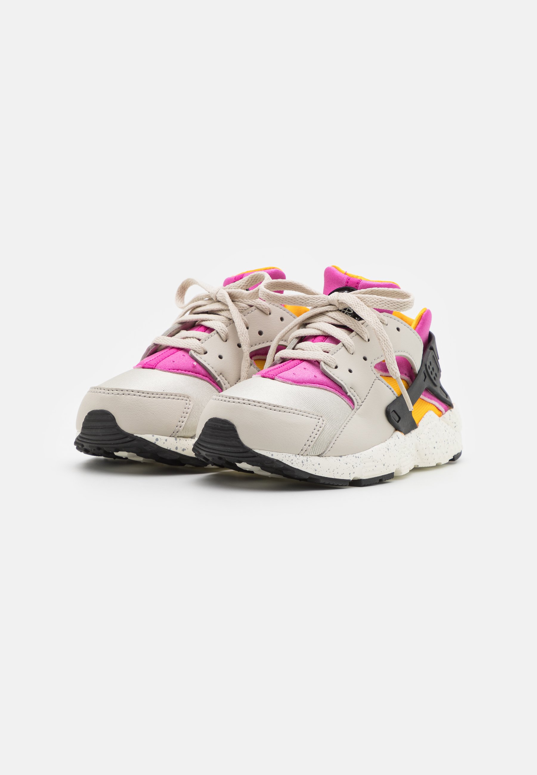nike pink and gold trainers
