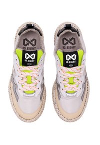 ID.EIGHT HANA APPLE - Sneakers basse - White Crinkle