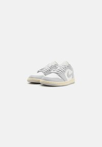 Jordan AIR JORDAN 1 LOW - Baskets basses - sail/neutral grey/coconut milk