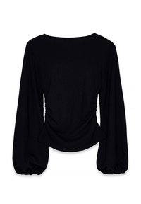 Črna majica z dolgimi rokavi ribaste teksture, ki ima širok izrez in nabran detajl v pasu. Balonski rokavi z oprijetimi manšetami.