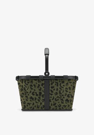 Panier à imprimé léopard vert avec un cadre et une poignée en plastique noir ; possède une surface texturée et des fermetures à pression sécurisées sur les côtés.