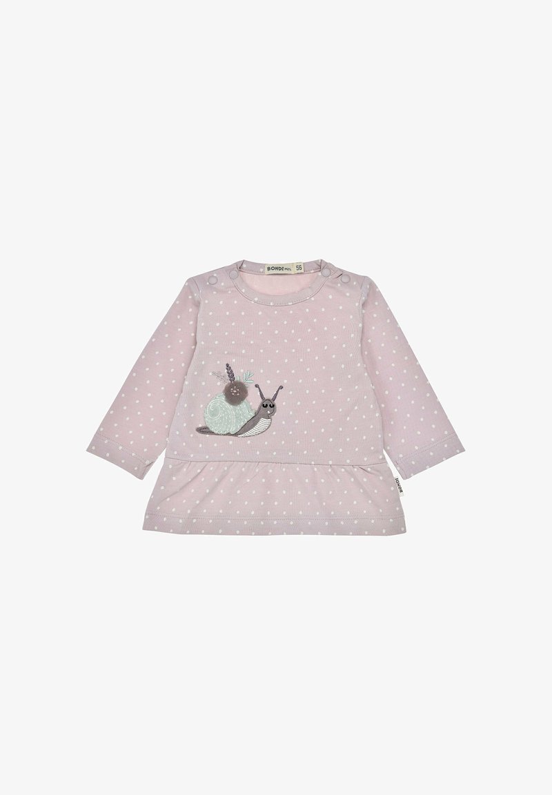 Rosa Langarmkleid mit weißen Punkten und einer Schneckenbestickung. Baumwollstoff mit rundem Ausschnitt und Druckknopfdetails.