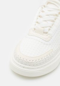 Steve Madden CHARLY - Sneakers laag - white